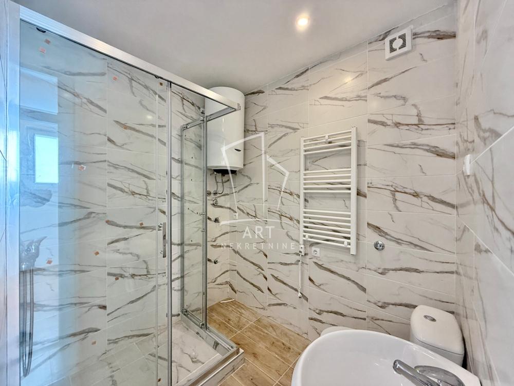 Stan na prodaju u Beogradu, Mirijevo, trosoban, 75m2, cena 157500 evra