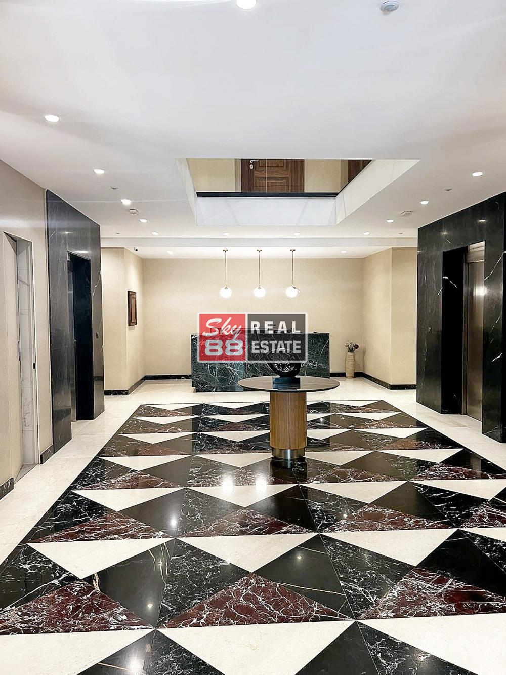 Stan na prodaju u Beogradu, Kalenić pijaca, cetvorosoban, 126m2, cena 600000 evra