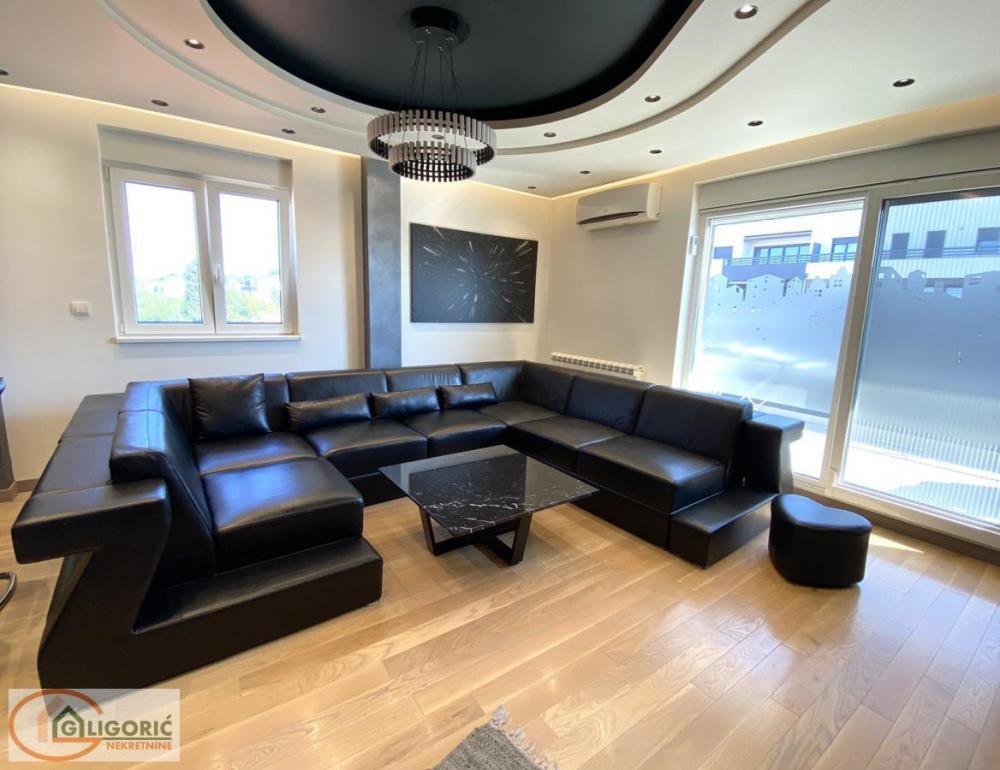Stan na prodaju u Beogradu, Zeleno brdo, trosoban, 100m2, cena 349000 evra