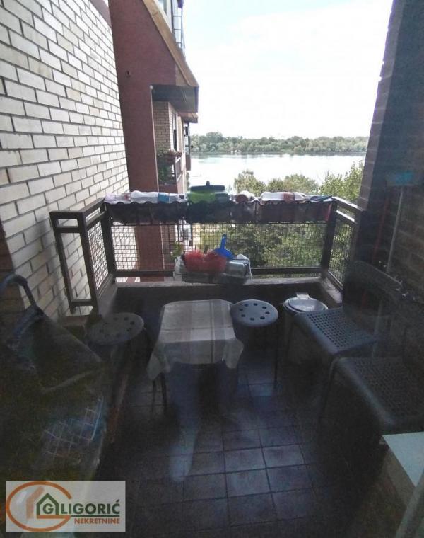 Stan na prodaju u Beogradu, Donji Dorćol, trosoban, 75m2, cena 385000 evra
