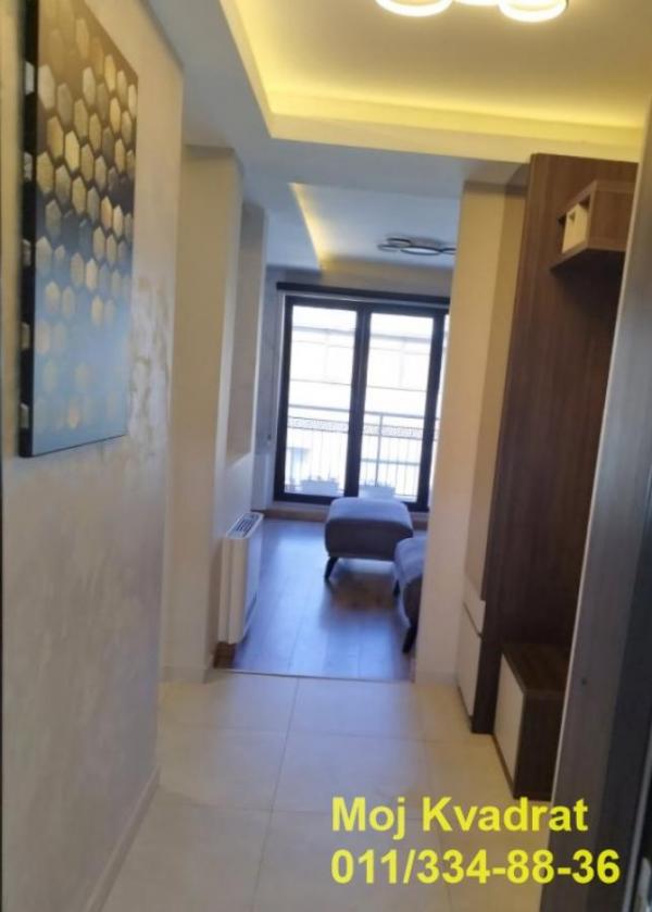 Stan na prodaju u Beogradu, Beograd (centar), cetvorosoban, 79m2, cena 278000 evra