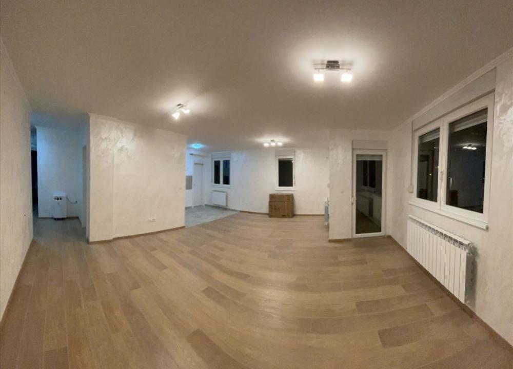 Stan na prodaju u Beogradu, Zemun, troiposoban, 85m2, cena 220000 evra