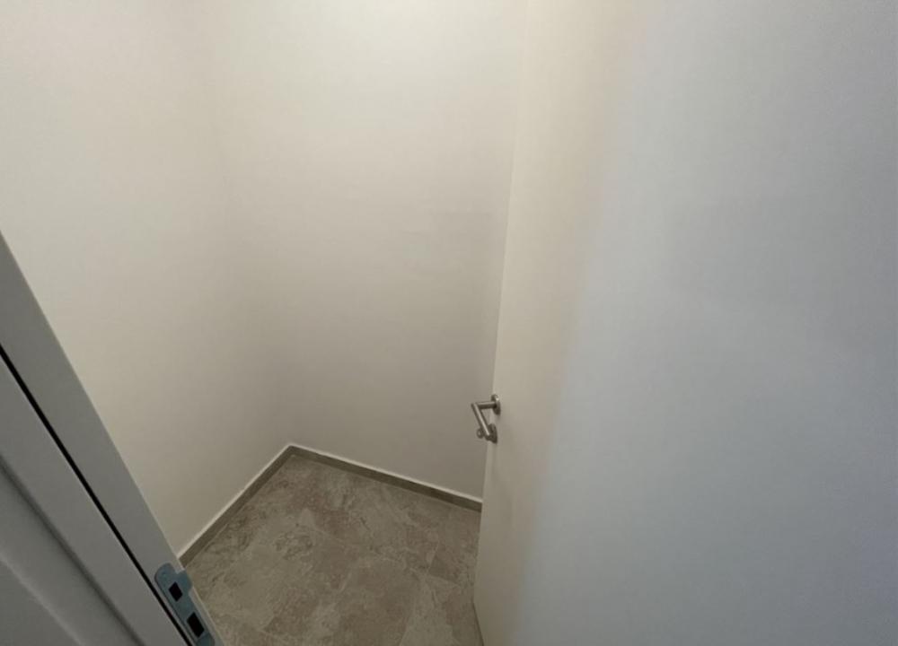 Stan na prodaju u Beogradu, Zemun centar,Zemun, troiposoban, 85m2, cena 220000 evra
