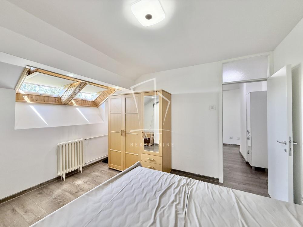 Stan na prodaju u Beogradu, Novi Beograd, trosoban, 89m2, cena 250000 evra