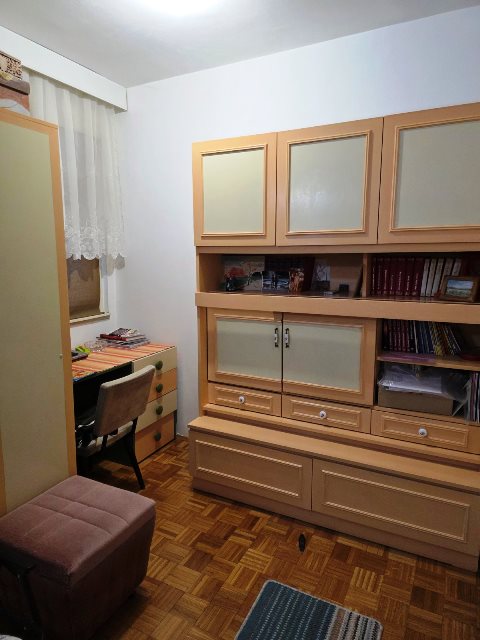 Stan na prodaju u Beogradu, Novi Beograd blok 71, trosoban, 85m2, cena 297500 evra