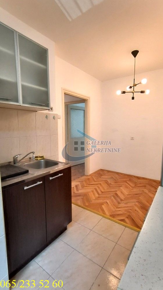 Stan na prodaju u Beogradu, Vračar, jednosoban, 38m2, cena 185000 evra