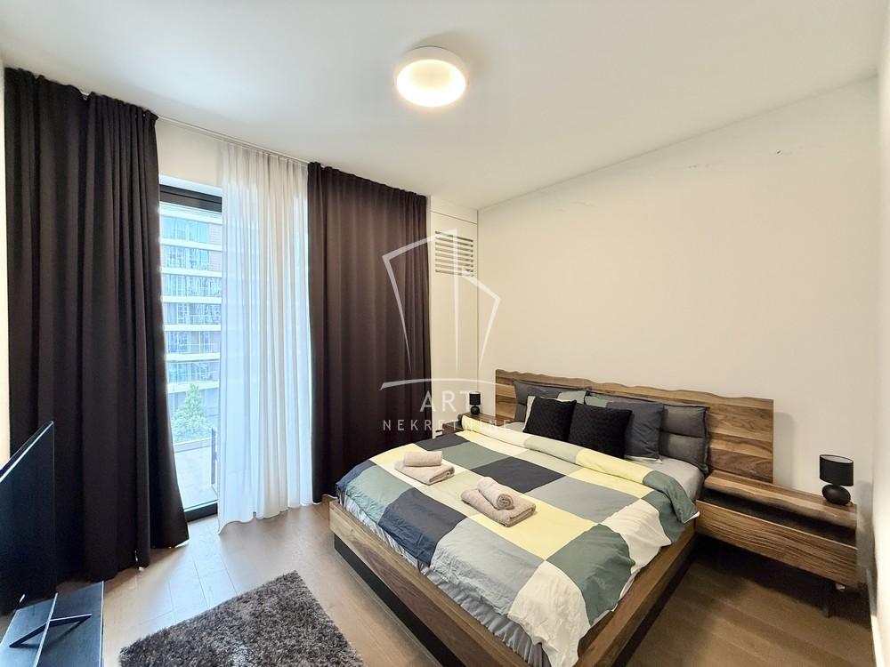 Stan na prodaju u Beogradu, Beograd na vodi, trosoban, 109m2, cena 750000 evra