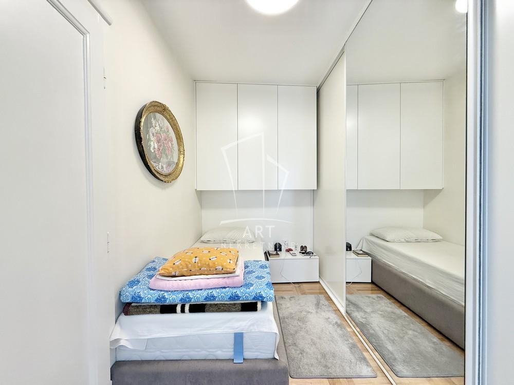Stan na prodaju u Beogradu, Beograd (centar), jednoiposoban, 37m2, cena 260000 evra