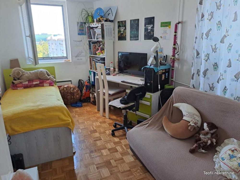 Stan na prodaju u Beogradu, Novi Beograd, trosoban, 95m2, cena 340000 evra