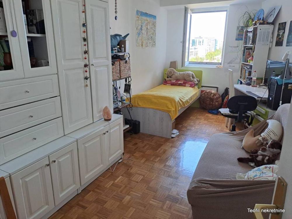 Stan na prodaju u Beogradu, Novi Beograd, trosoban, 95m2, cena 340000 evra