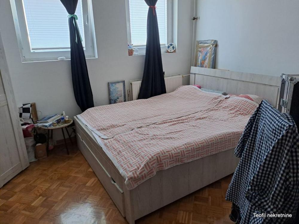 Stan na prodaju u Beogradu, Novi Beograd, trosoban, 95m2, cena 340000 evra