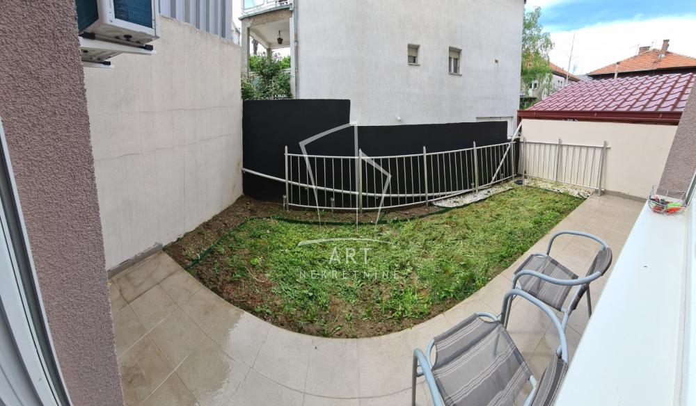 Stan na prodaju u Beogradu, Učiteljsko naselje, jednoiposoban, 36m2, cena 130000 evra