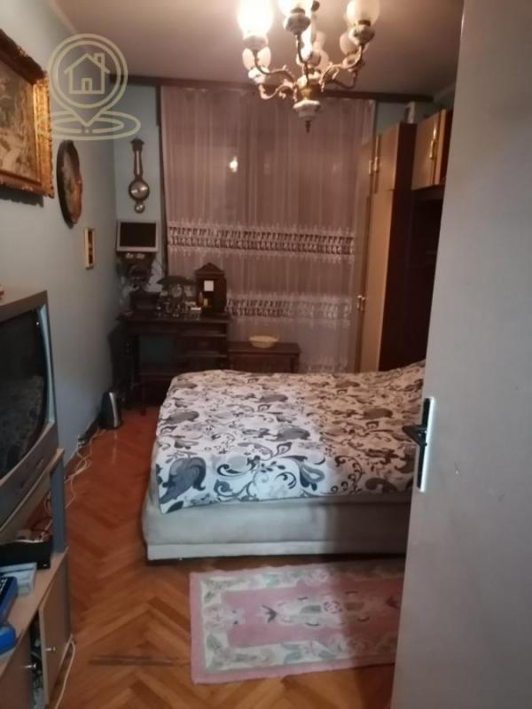 Stan na prodaju u Beogradu, Borča, trosoban, 60m2, cena 77000 evra