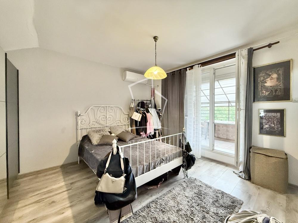 Stan na prodaju u Beogradu, Labudovo brdo, 92m2, cena 235000 evra