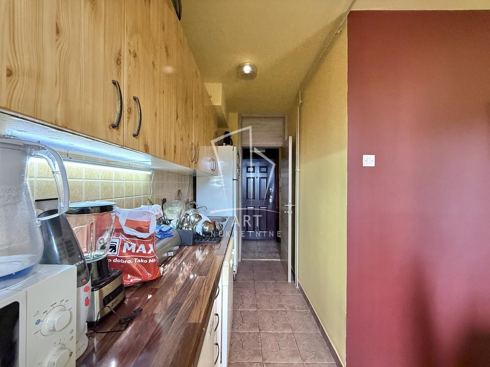 Stan na prodaju u Beogradu, Labudovo brdo, 92m2, cena 235000 evra