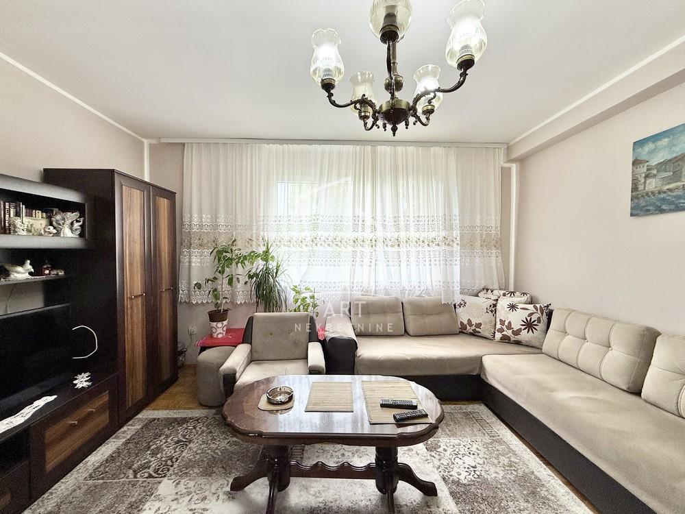 Stan na prodaju u Beogradu, Palilula, trosoban, 70m2, cena 75000 evra