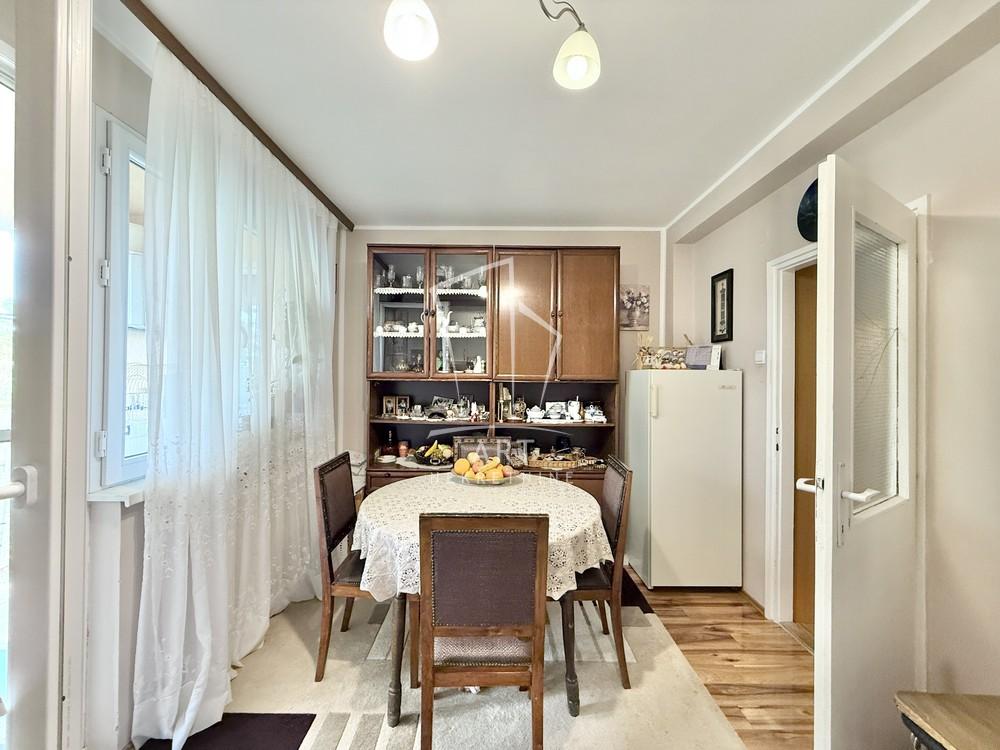 Stan na prodaju u Beogradu, Palilula, trosoban, 70m2, cena 75000 evra
