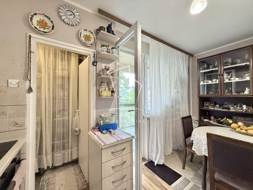 Stan na prodaju u Beogradu, Palilula, trosoban, 70m2, cena 75000 evra