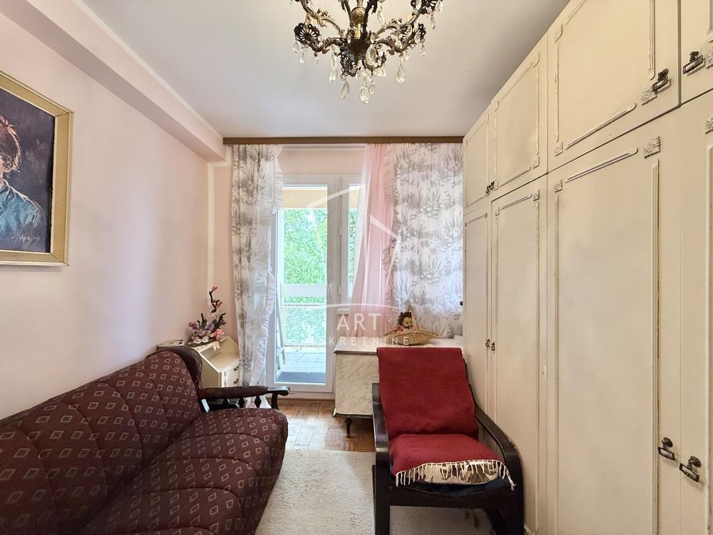 Stan na prodaju u Beogradu, Palilula, trosoban, 70m2, cena 75000 evra