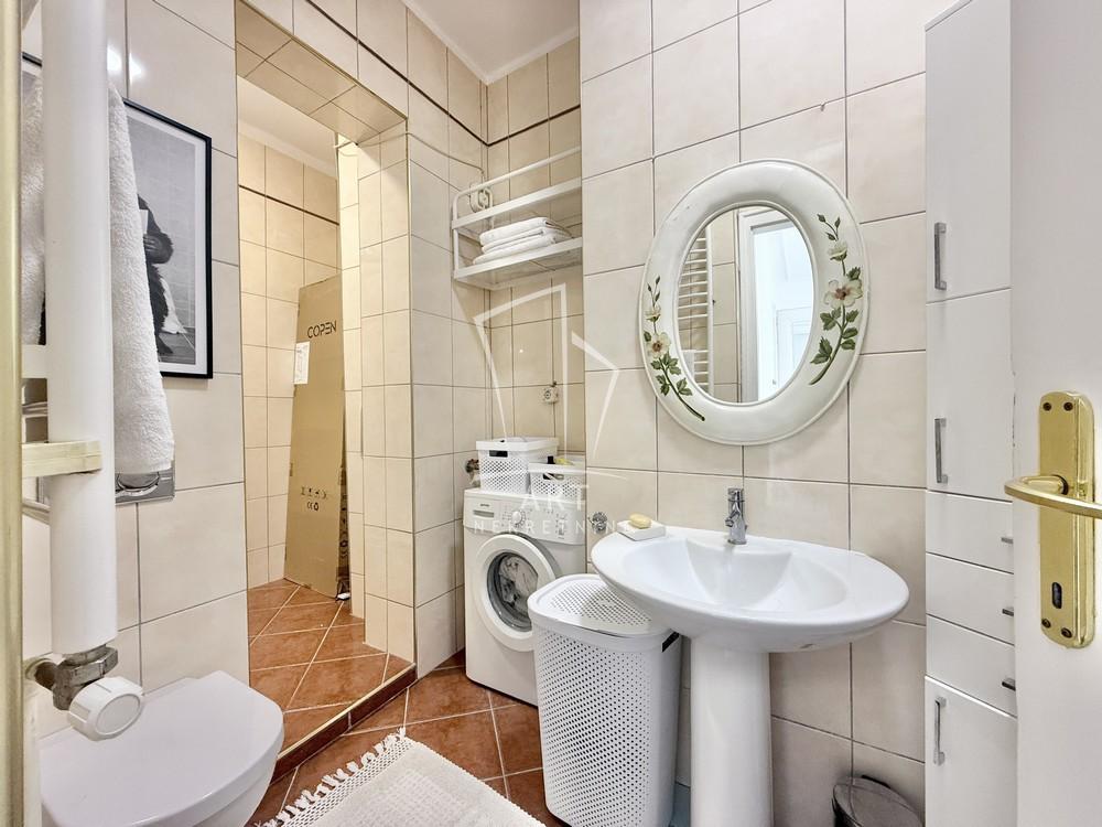 Stan na prodaju u Beogradu, Stari grad, dvosoban, 39m2, cena 302000 evra