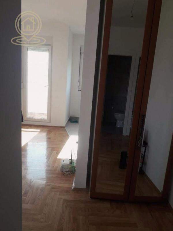 Stan na prodaju u Beogradu, Krnjača, jednoiposoban, 36m2, cena 77000 evra