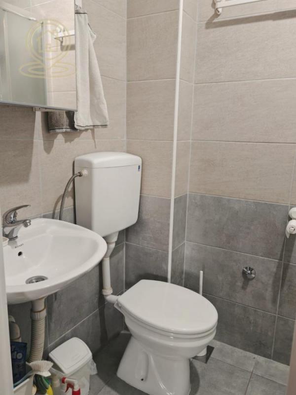 Stan na prodaju u Beogradu, Krnjača, jednoiposoban, 36m2, cena 77000 evra