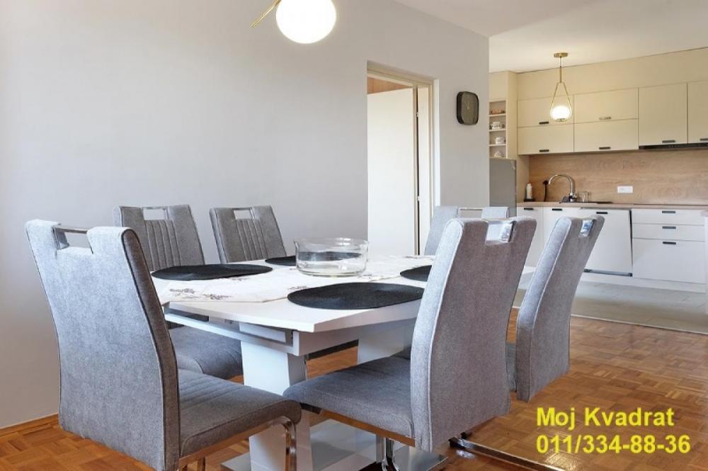 Stan na prodaju u Beogradu, Saobraćajni fakultet, dvosoban, 66m2, cena 186000 evra