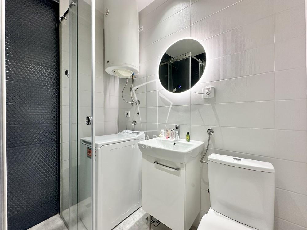 Stan na prodaju u Beogradu, Savski venac, dvosoban, 55m2, cena 220000 evra