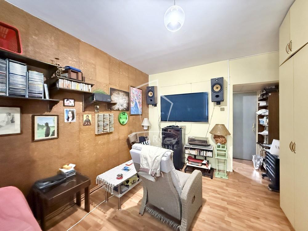 Stan na prodaju u Beogradu, Kanarevo brdo, dvoiposoban, 62m2, cena 150000 evra