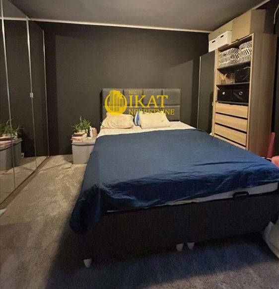 Stan na prodaju u Beogradu, Novi Beograd, trosoban, 80m2, cena 285000 evra