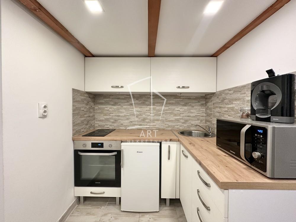 Stan na prodaju u Beogradu, Stari grad, jednosoban, 30m2, cena 127000 evra