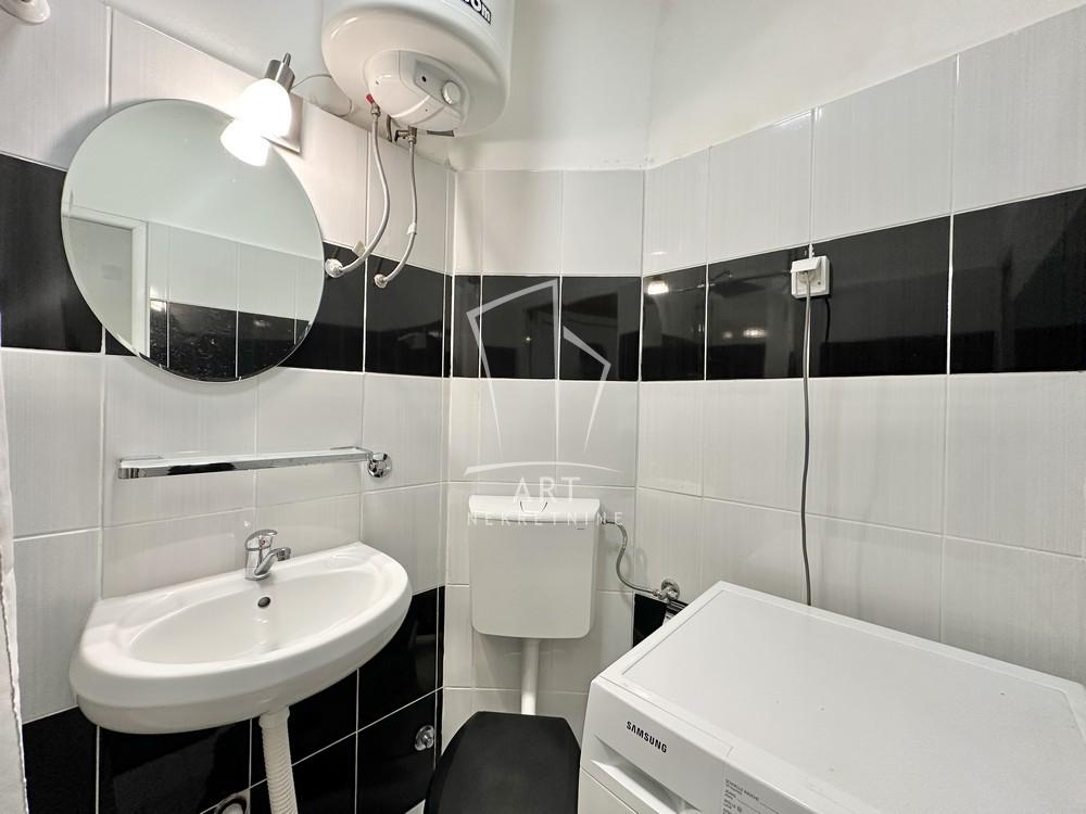 Stan na prodaju u Beogradu, Stari grad, jednosoban, 30m2, cena 127000 evra