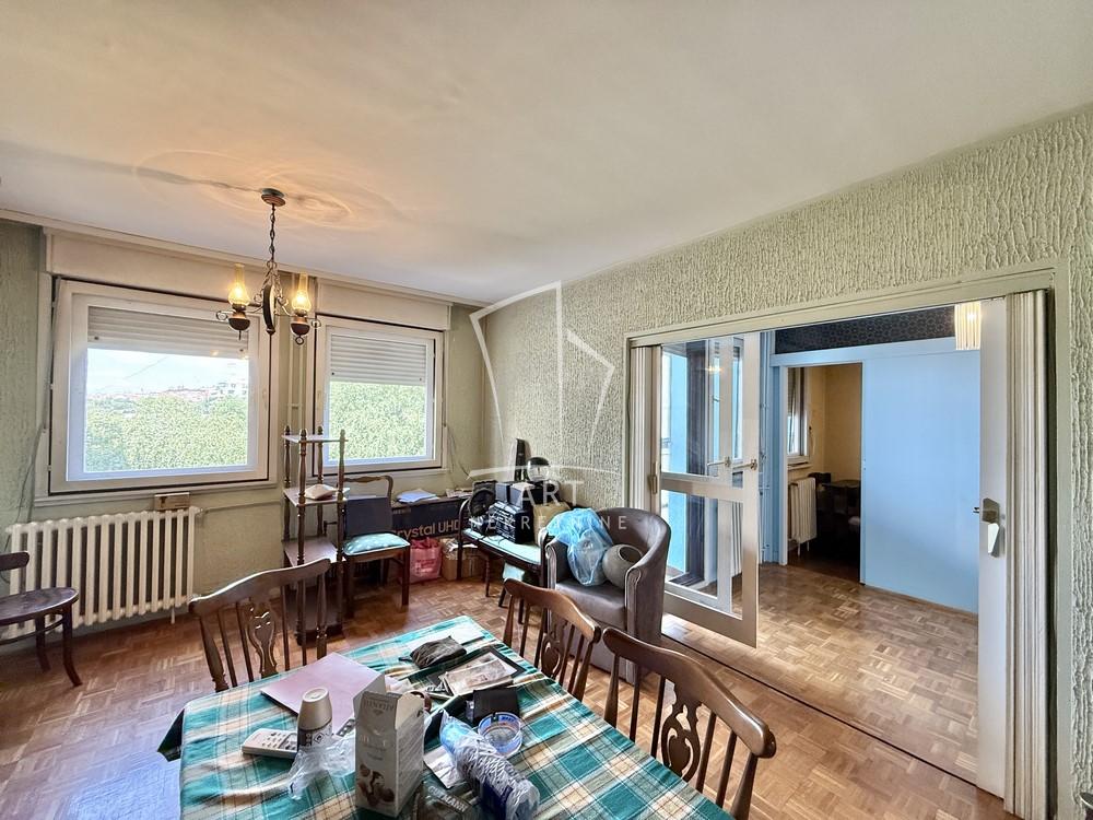 Stan na prodaju u Beogradu, Žarkovo, dvoiposoban, 77m2, cena 250000 evra