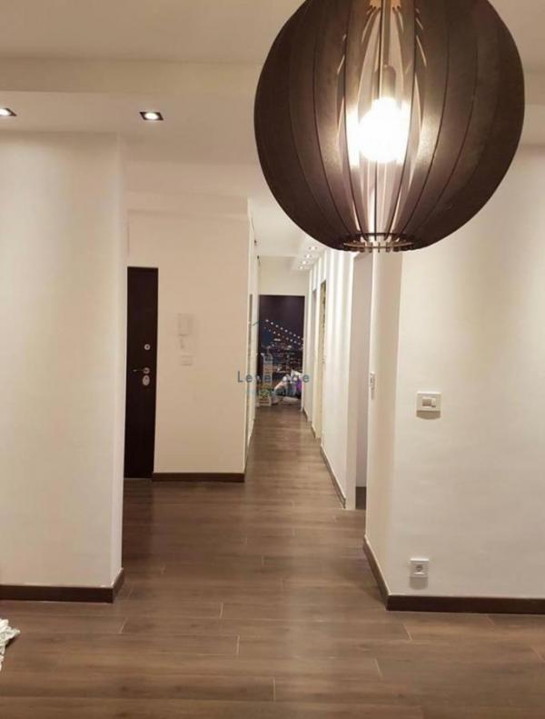 Stan na prodaju u Beogradu, Novi Beograd blok 62, trosoban, 76m2, cena 208000 evra