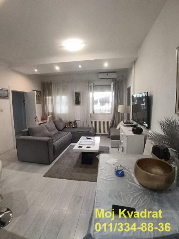 Stan na prodaju u Beogradu, Novi Beograd blok 62, dvosoban, 47m2, cena 190000 evra