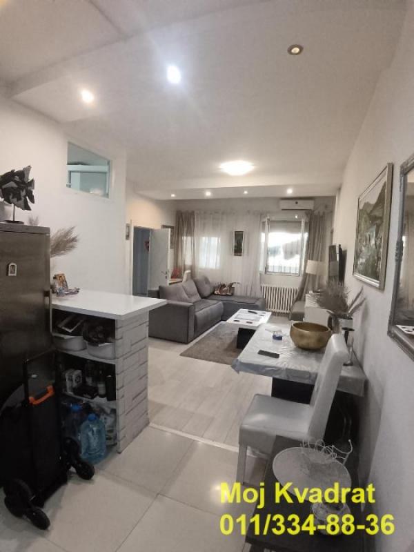 Stan na prodaju u Beogradu, Novi Beograd blok 62, dvosoban, 47m2, cena 190000 evra