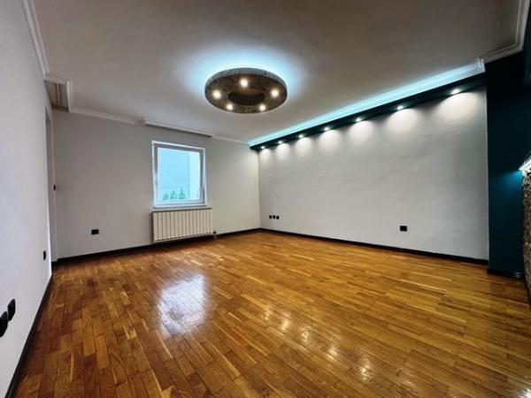 Stan na prodaju u Beogradu, Dušanovac, dvosoban, 56m2, cena 159900 evra