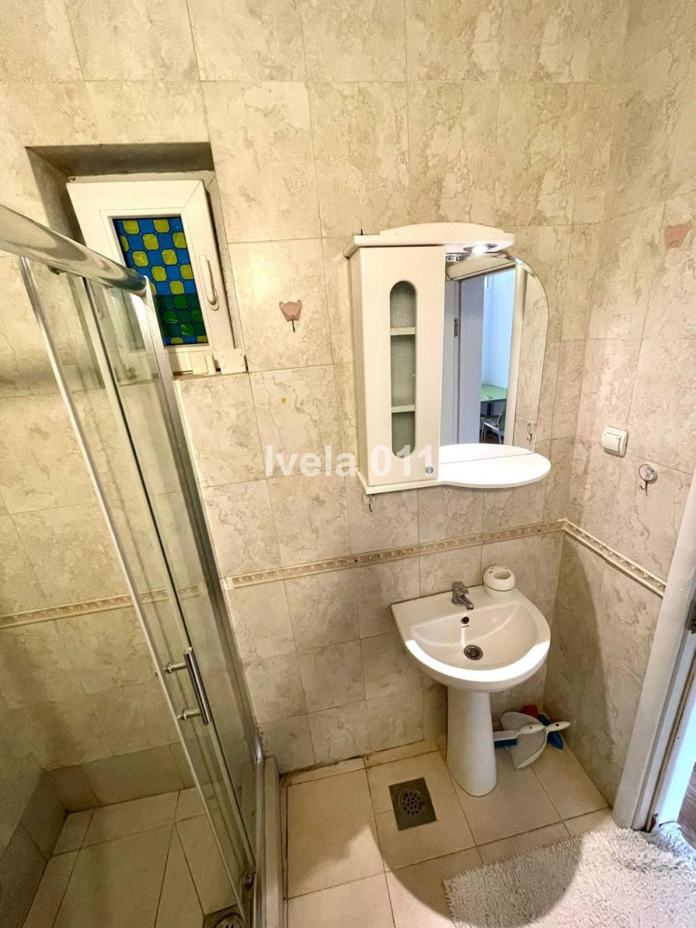 Stan na prodaju u Beogradu, Vračar, dvosoban, 43m2, cena 165000 evra
