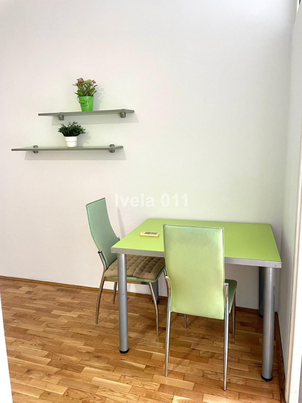 Stan na prodaju u Beogradu, Vračar, dvosoban, 43m2, cena 165000 evra