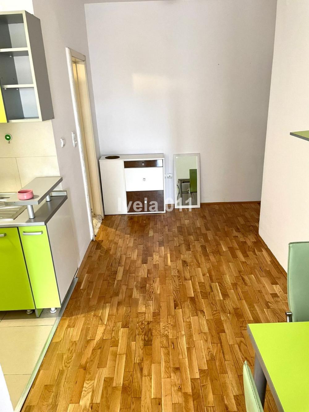 Stan na prodaju u Beogradu, Vračar, dvosoban, 43m2, cena 165000 evra