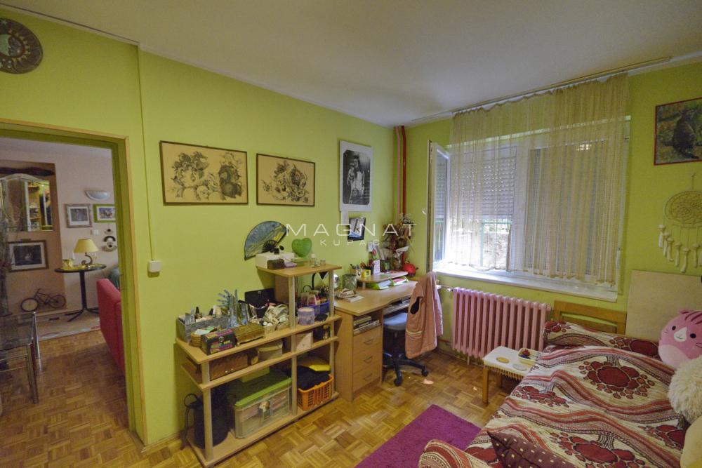 Stan na prodaju u Beogradu, Novi Beograd, cetvorosoban, 100m2, cena 250000 evra