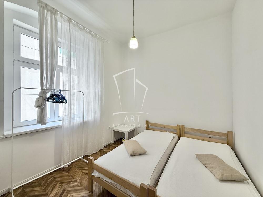Stan na prodaju u Beogradu, Stari grad, dvoiposoban, 47m2, cena 239000 evra