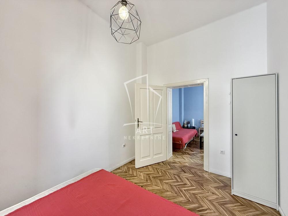 Stan na prodaju u Beogradu, Stari grad, dvoiposoban, 47m2, cena 239000 evra