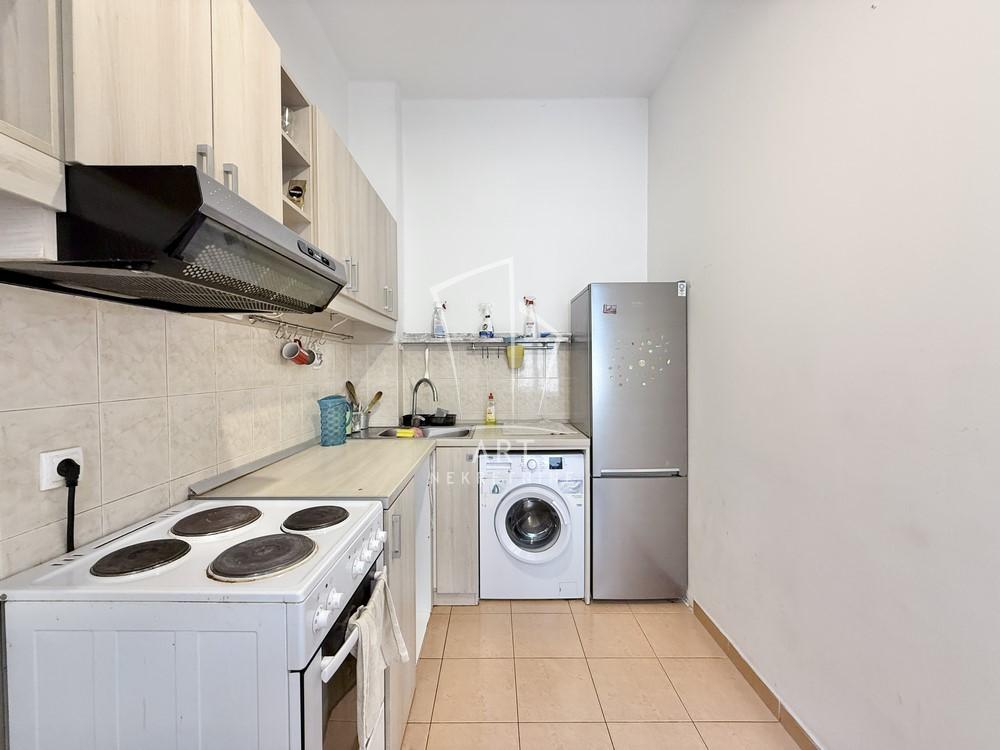 Stan na prodaju u Beogradu, Stari grad, dvoiposoban, 47m2, cena 239000 evra