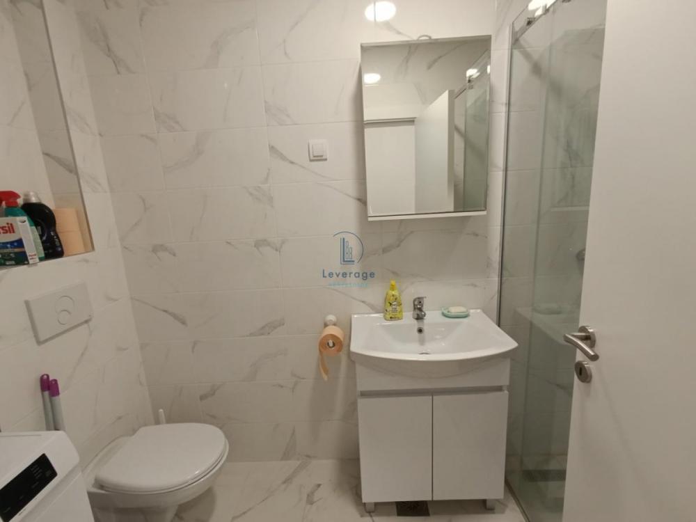 Stan na prodaju u Beogradu, jednoiposoban, 44m2, cena 69000 evra