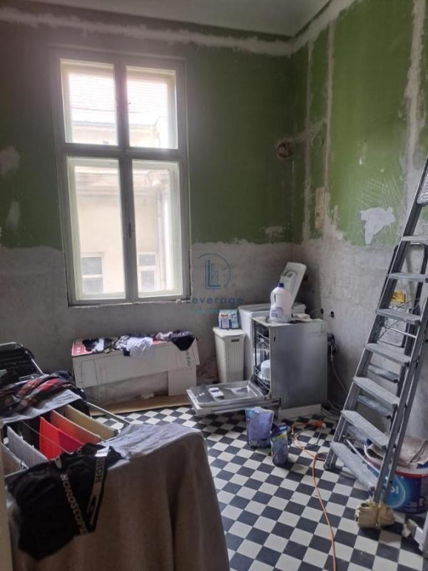 Stan na prodaju u Beogradu, Savski venac, 171m2, cena 580000 evra