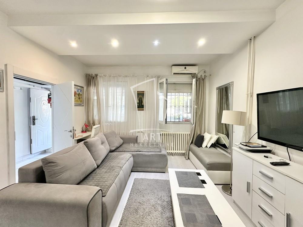 Stan na prodaju u Beogradu, Novi Beograd blok 62, dvosoban, 39m2, cena 190000 evra