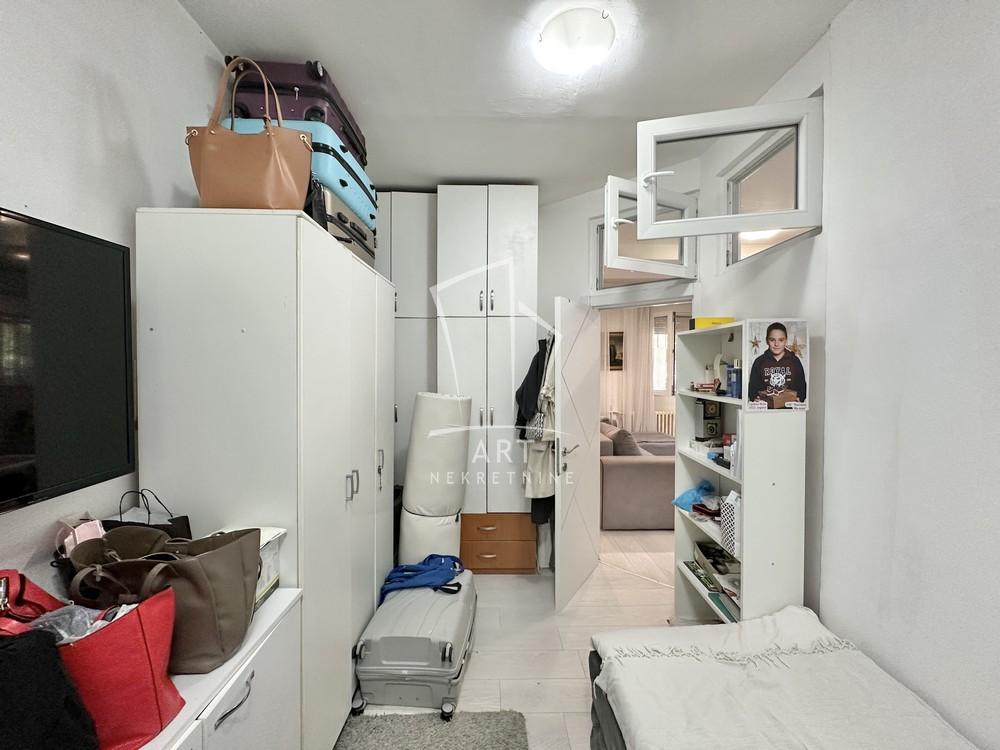 Stan na prodaju u Beogradu, Novi Beograd blok 62, dvosoban, 39m2, cena 190000 evra