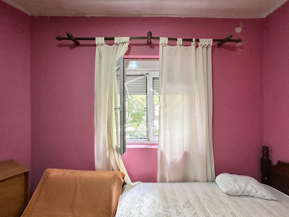 Stan na prodaju u Beogradu, Banovo brdo, trosoban, 59m2, cena 140990 evra