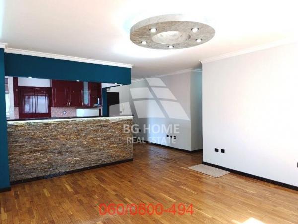 Stan na prodaju u Beogradu, Dušanovac, jednoiposoban, 56m2, cena 159900 evra